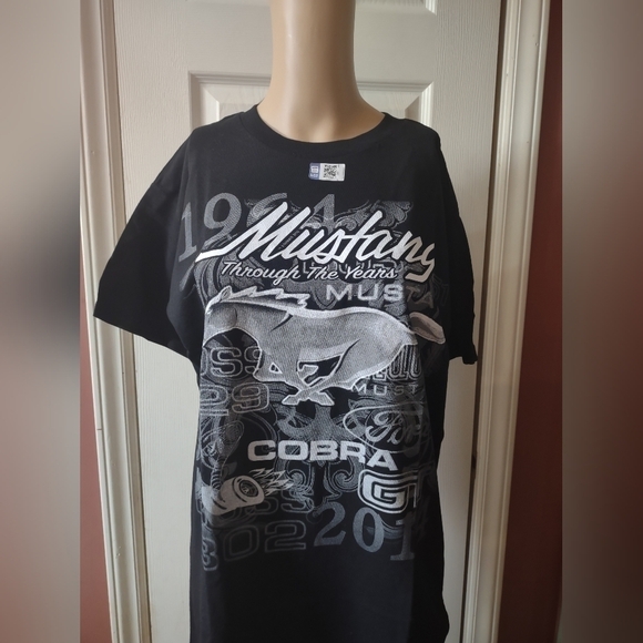 Nwot men's Ford Official licensed product size medium 1964 ford mustang … - Picture 1 of 7